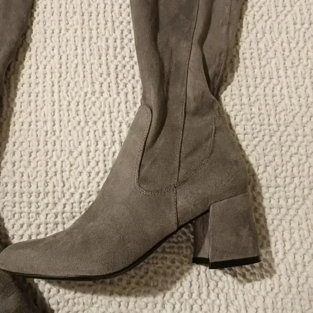 Over the knee gray suede boots